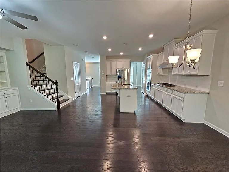 871 Sunset Park Dr — Photo 6