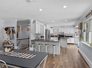 33 Randall Road, Wading River, NY 11792