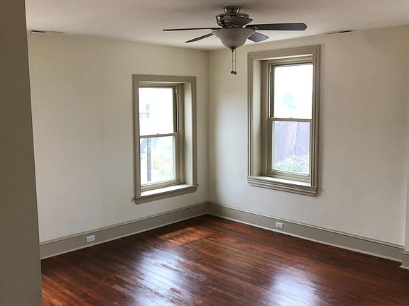 3rd image of 3549 Sunnyside Ave Floor 3