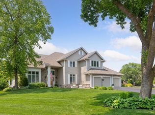 8800 Horizon Rdg, Victoria, MN 55386