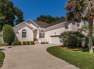 156 E Commons Dr, Saint Simons Island, GA 31522