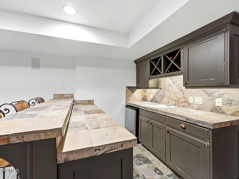 2505 Silver Cloud Dr — Photo 42
