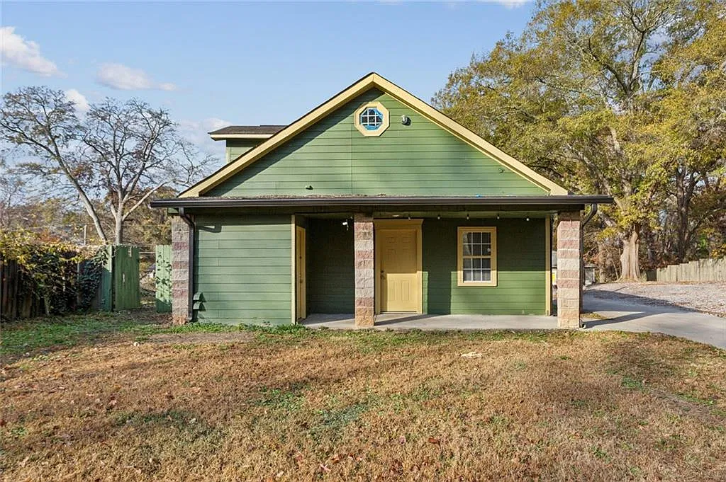 3 bed, 2.0 bath, 4771 sqft, $1,895 — Photo 4