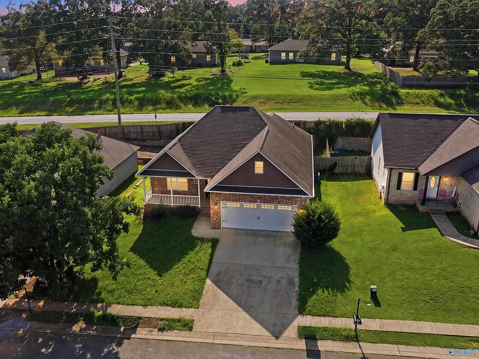 1st image of 81 Cottage Ln
