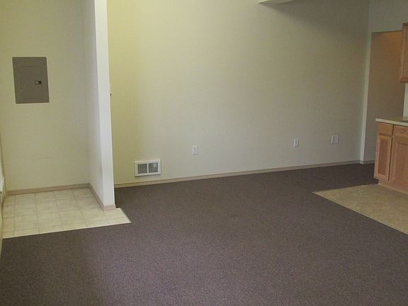 5th image of 1831 Wetmore Ave APT 103