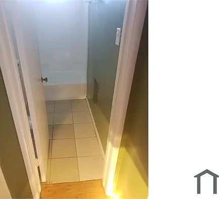 3131 El Segundo Blvd #A — Photo 11