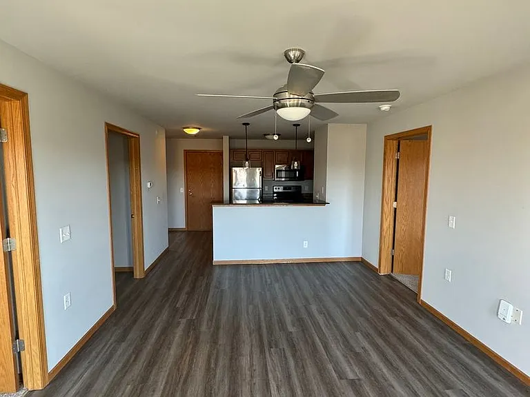 Fairhaven Court Apartments — Photo 28