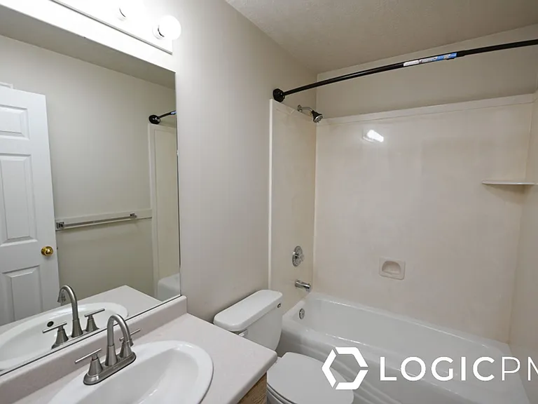 4616 S Zenia Meadows Ct #1 — Photo 23