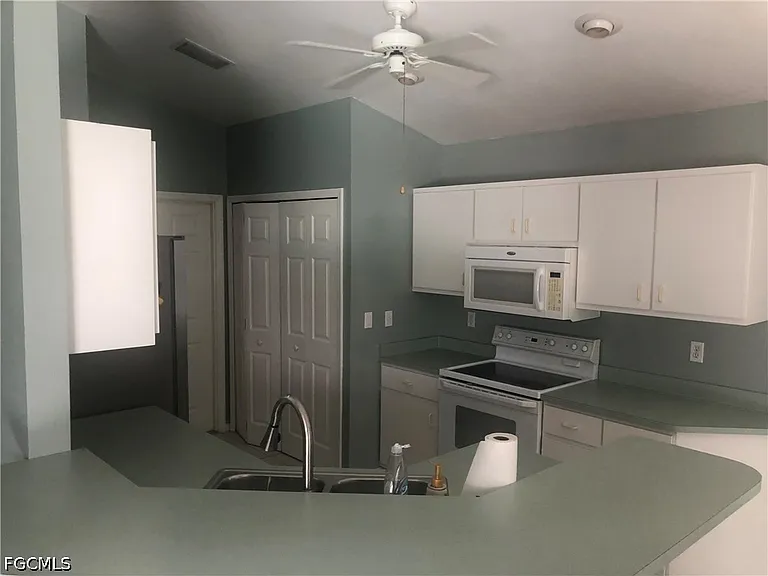 17150 Knight Dr — Photo 14