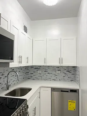 Rented by Otsuka New York | media 54