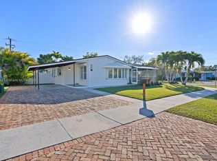 10530 SW 200th St, Cutler Bay, FL 33157