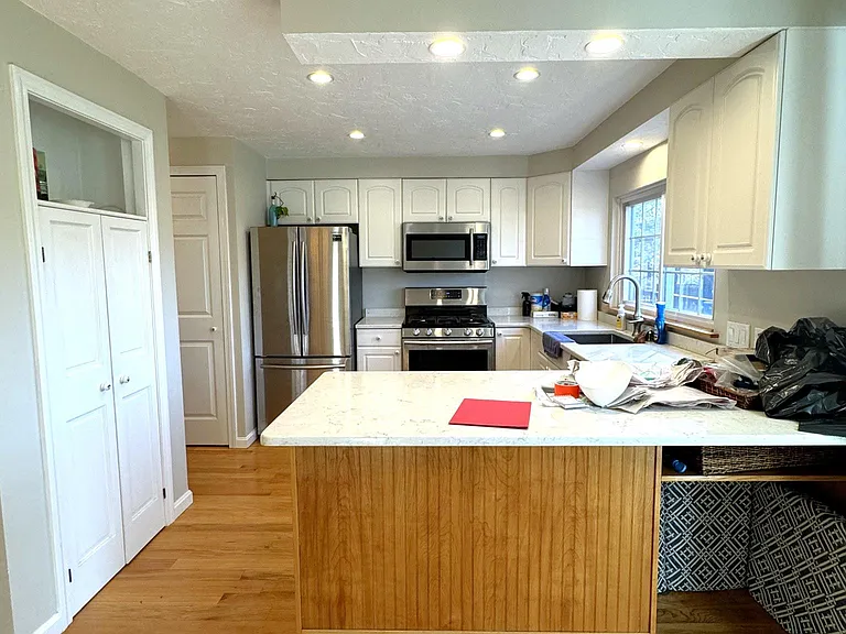 399 Pond St #B6 — Photo 2
