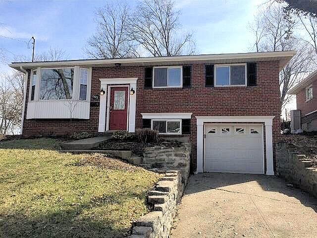 1st image of 302 Glen Oaks Dr