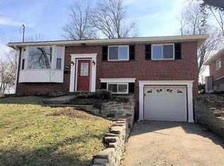 302 Glen Oaks Dr, Cincinnati, OH 45238