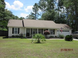 17 Eyrie Dr, Crawfordville, FL 32327