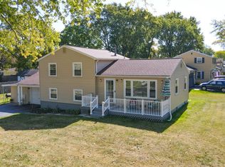 268 Angelus Dr, Rochester, NY 14622