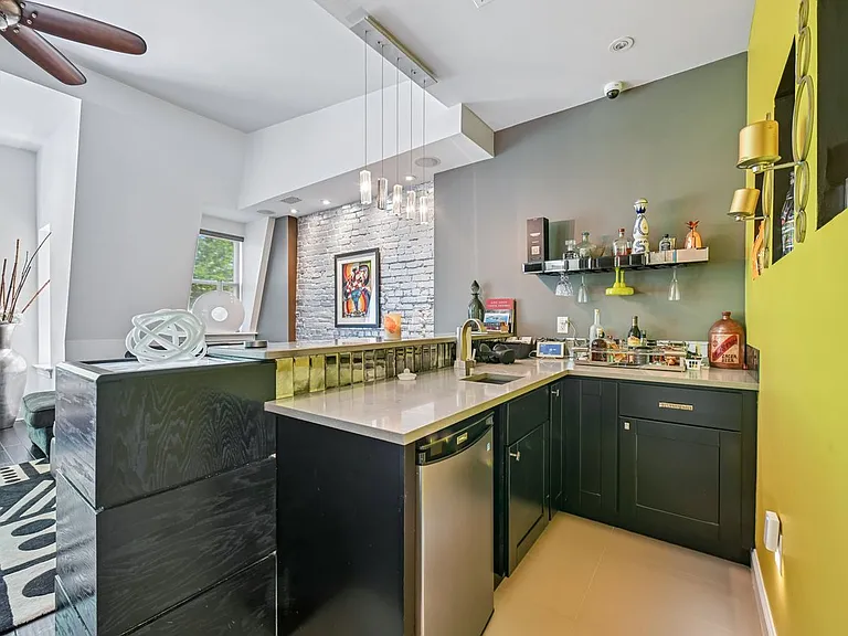 Wetbar in Loft