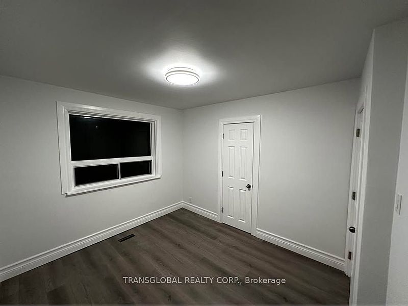 Toronto House for rent - 3 Bedrooms — photo 8