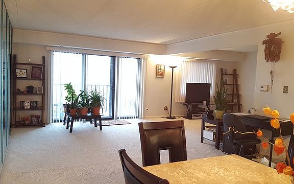 3rd image of 375 Plum Creek Dr #4122