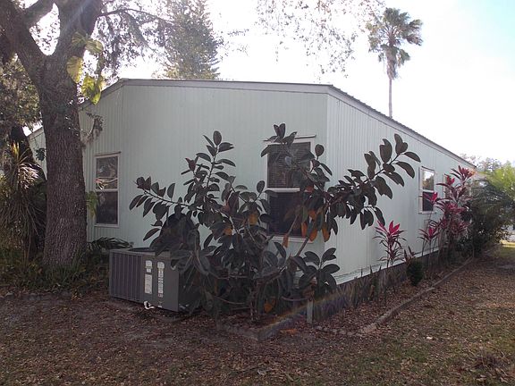 3rd image of 900 Aqua Isles Blvd #C7