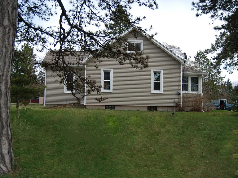 9309 Hamburg Rd — Photo 2