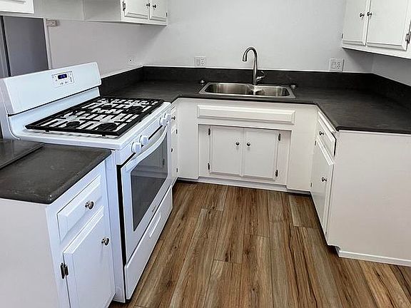 2nd image of 655 E Le Mar Park Dr #E