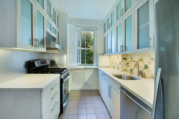 Sold by Corcoran | media 16