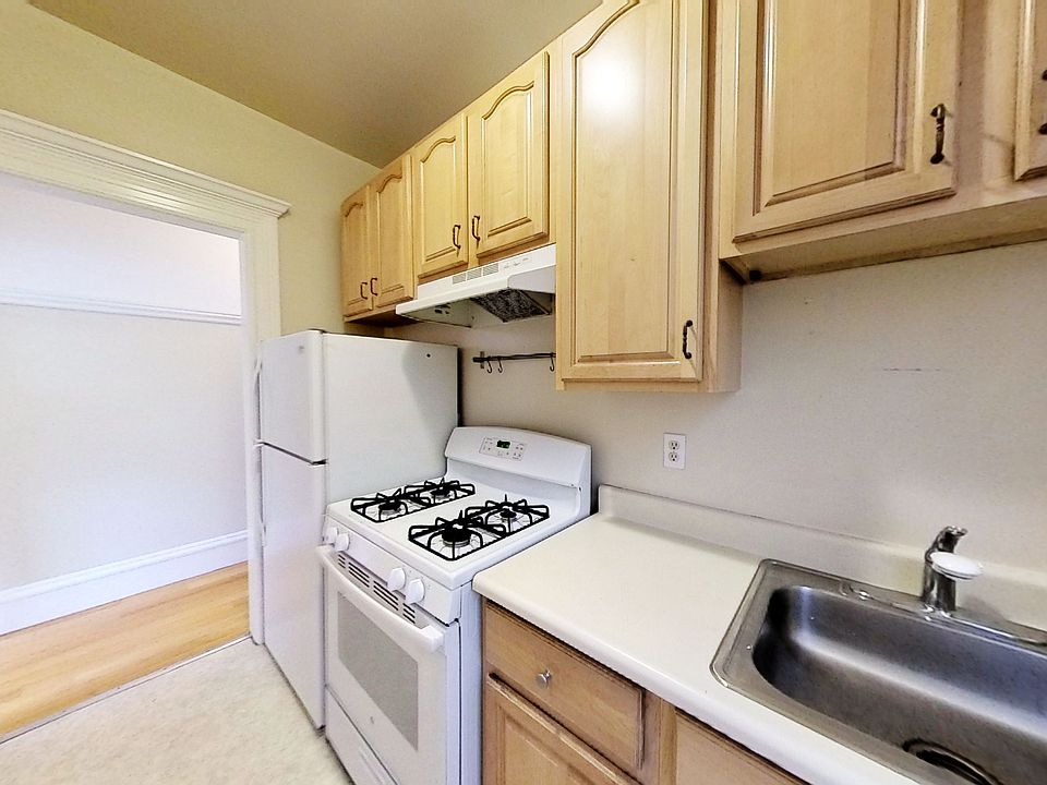 1st image of 512 Frederick St APT 23
