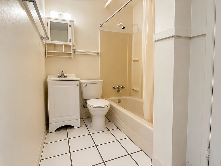 178 Summit Ave — Photo 17