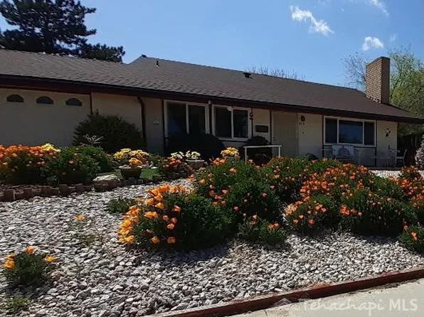 817 Kelton St, Tehachapi, CA 93561