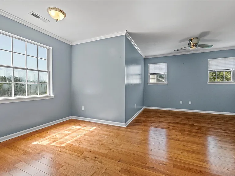 Upstairs primary bedroom