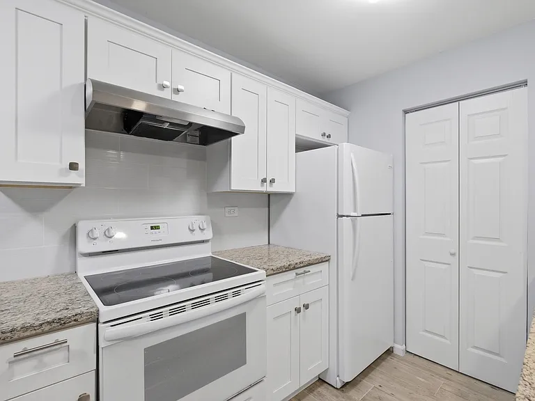621 Virginia Rd #107 — Photo 9