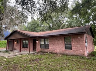 109 Clay Ave S, Lady Lake, FL 32159