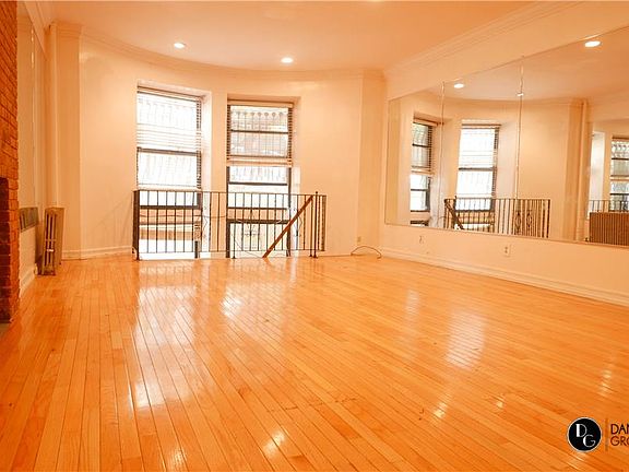 2nd image of 47 W 86th St APT 1F