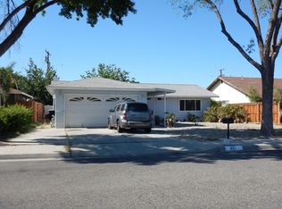 821 Madden St, Hemet, CA 92543