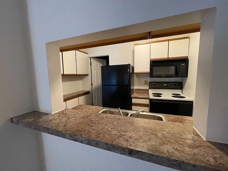 Muirfield Apartments — Photo 63
