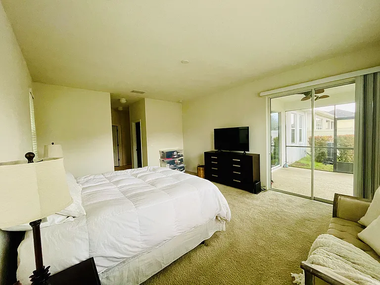 11233 Spring Point Cir — Photo 17