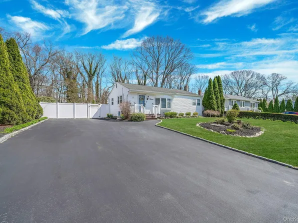 15 Lido Boulevard, Lake Grove, NY 11755