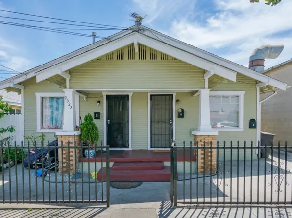 2022 E 15th St, Long Beach, CA 90804