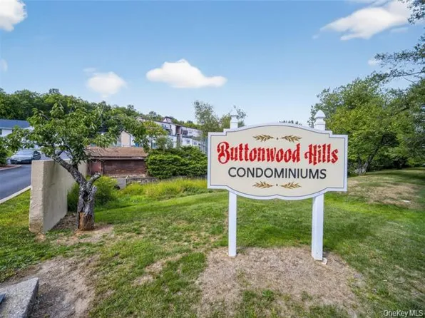 238 Concord Ln, Middletown, NY 10940