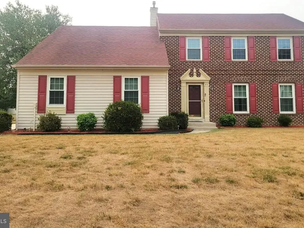 410 Eagle Nest Dr, Camden Wyoming, DE 19934