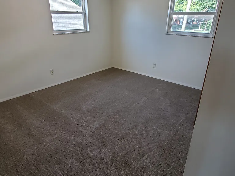 3203 S 6th St #3 — Photo 7