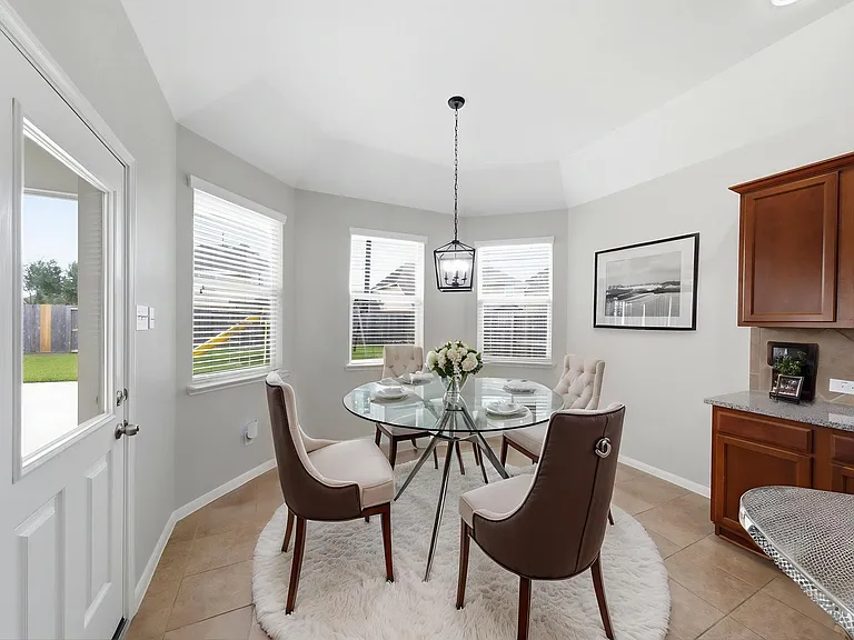 4207 Canterbury Park Ln — Photo 12