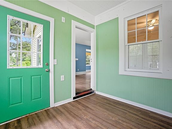 5th image of 1021 Green St