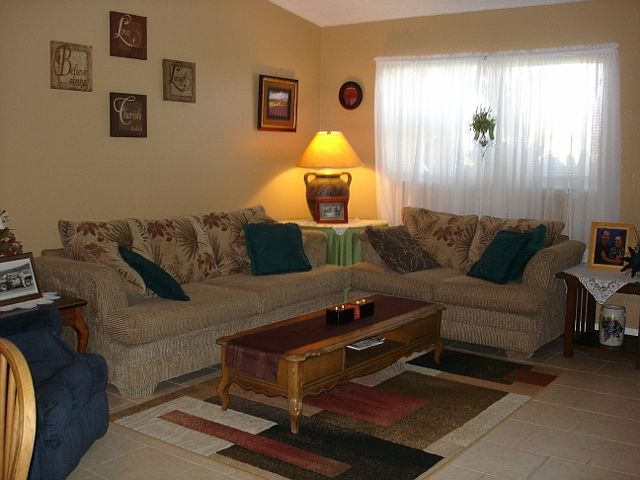 1st image of 108 NW 15th Pl