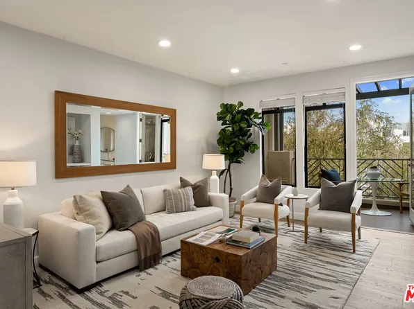 5625 S Crescent Park W #340, Playa Vista, CA 90094