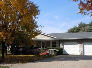 4133 Creely Ct NW, Grand Rapids, MI 49534