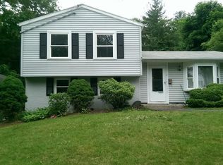 9 Glenview Rd, Sharon, MA 02067