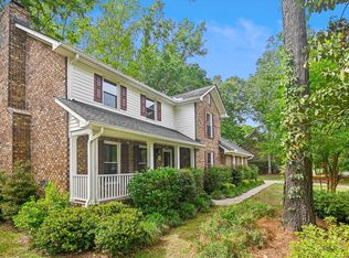 121 Huckleberry Ln, Summerville, SC 29485