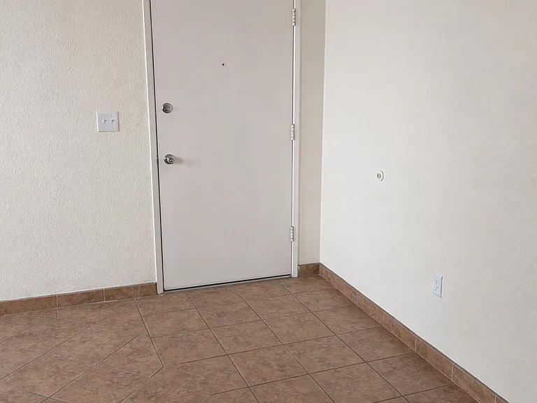 4455 Quince St #B — Photo 12